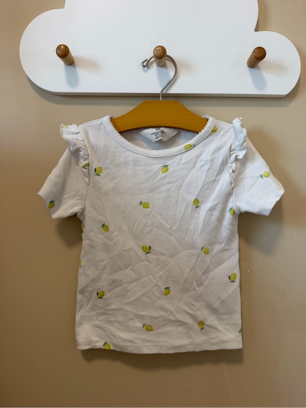 H&M White Tee with Yellow Lemon Print and Ruffle Sleeves
